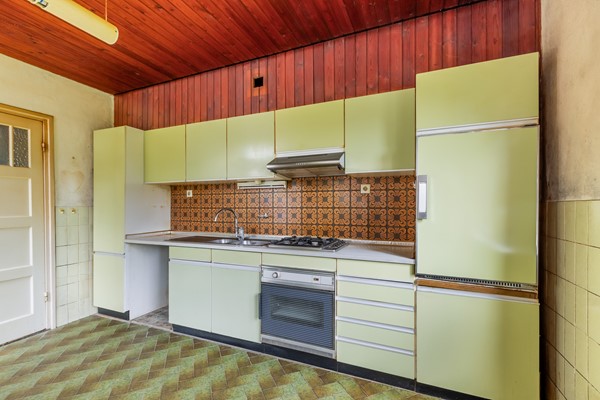 Foto - Te koop: Vrijstaand wonen aan het water, vol karakter en eindeloze mogelijkheden!